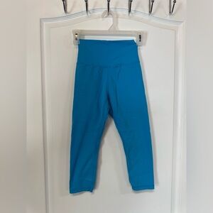 BuffBunny Blue Crop Leggings